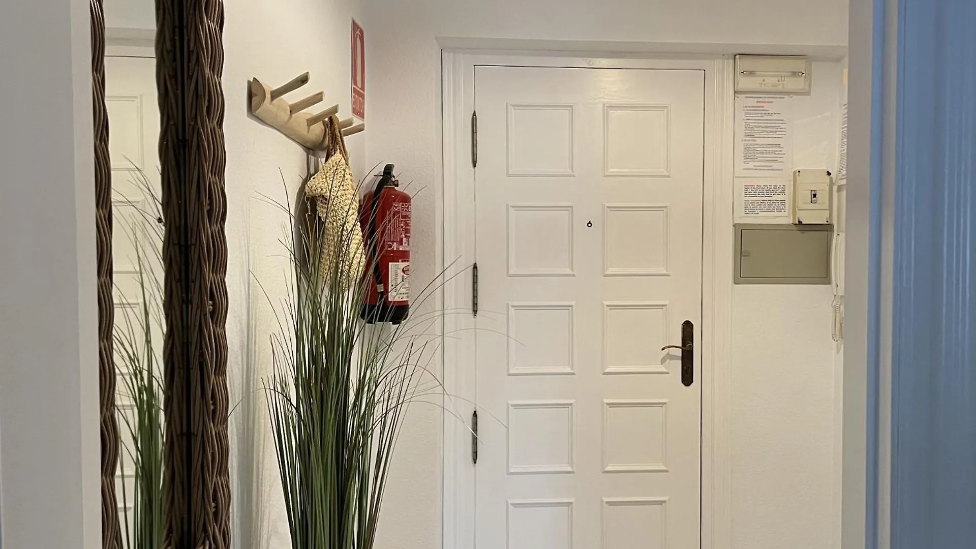 Edf. Fuentes C Bajo A Apartment Nerja